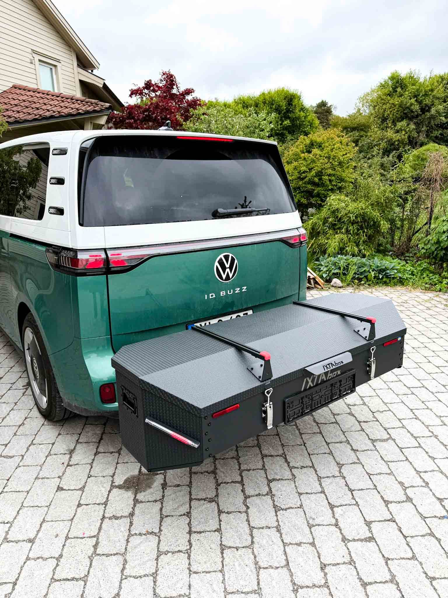 Bagageboks til anhængertræk test: Find den smarte og sikre løsning til din familie og eventyr