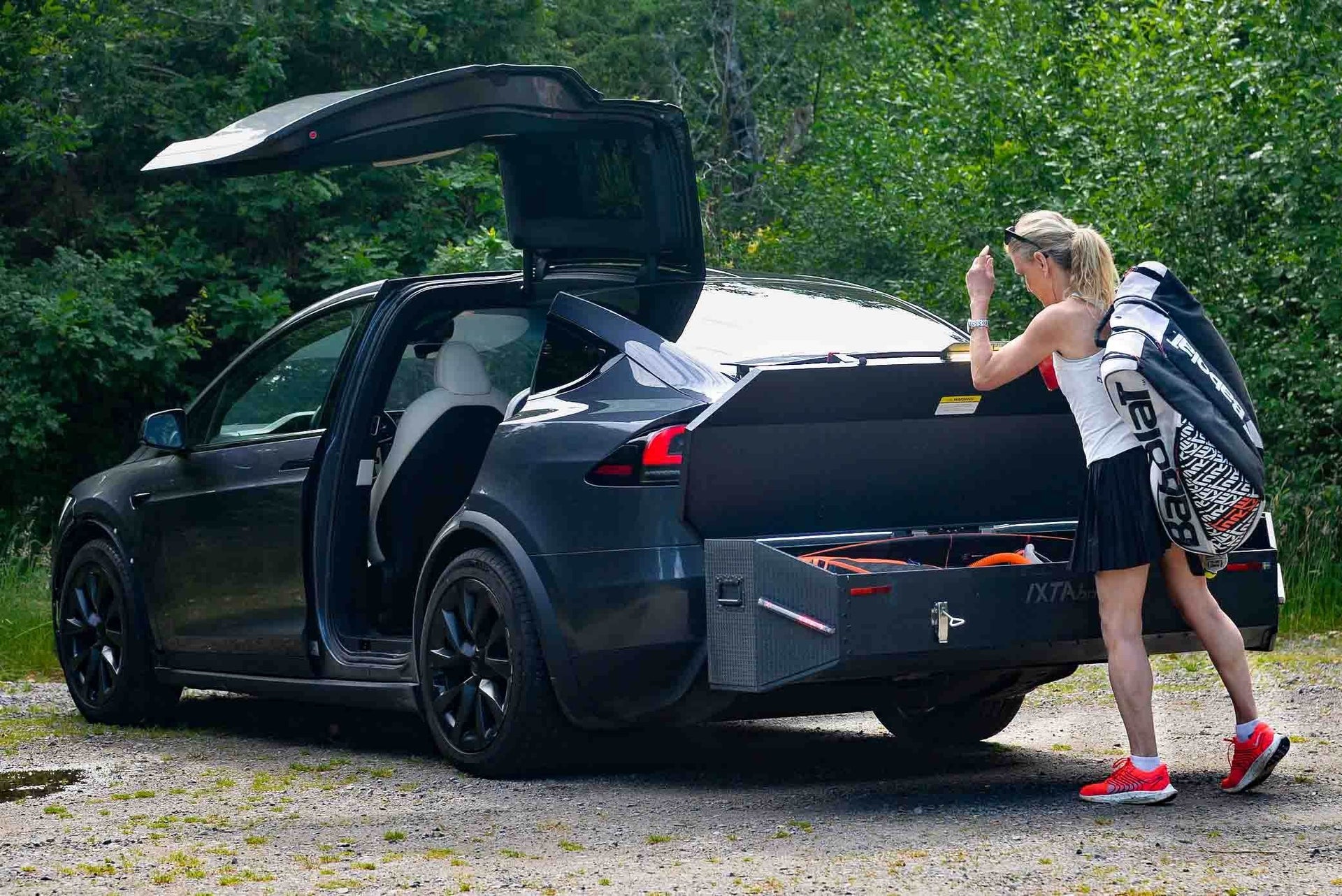 Aerodynamic cargo box for EVs – Smarter storage for electric cars