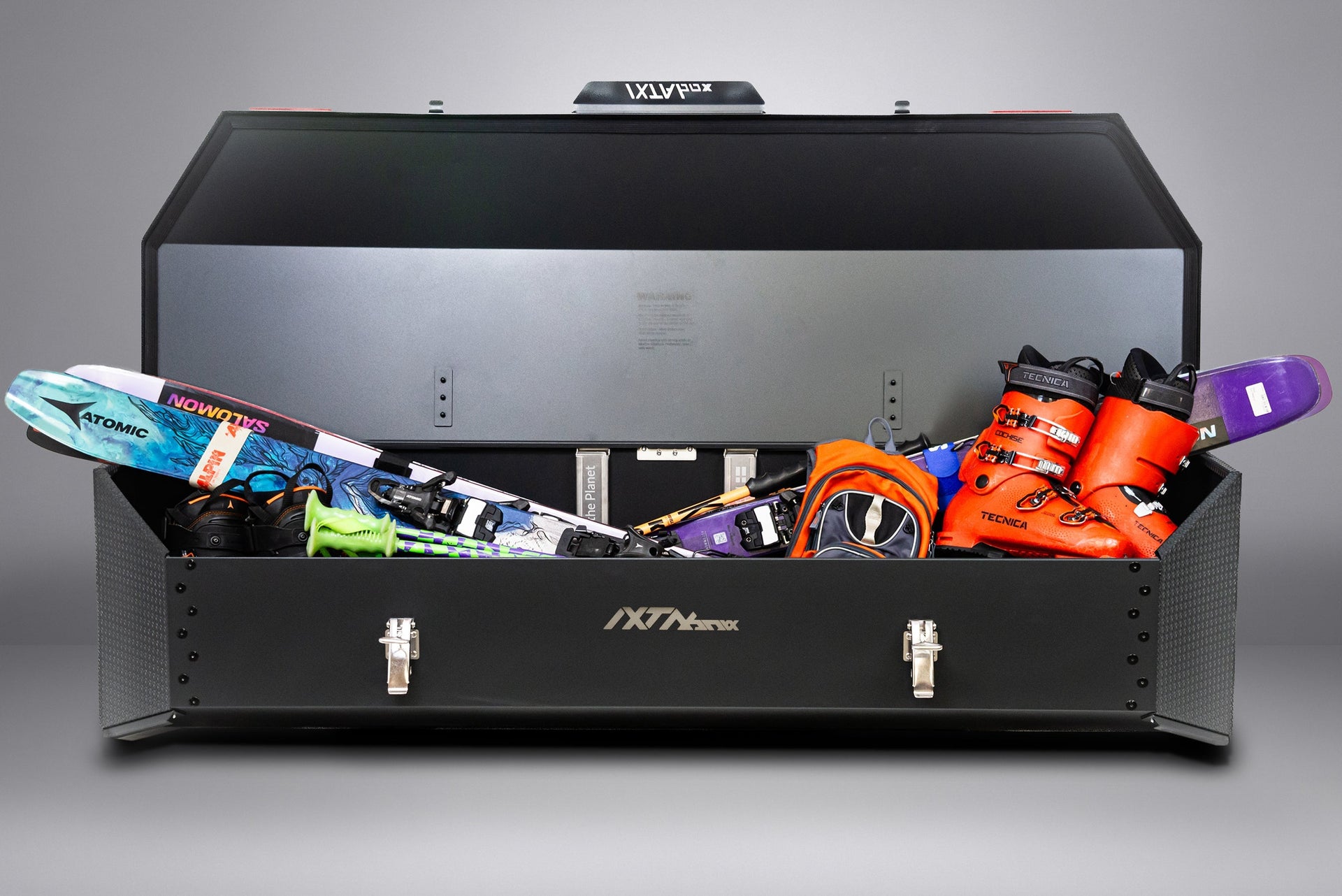 Gør Familieeventyr Smertefri med IXTAbox: Bagageboks til Anhængertræk med Skiholder