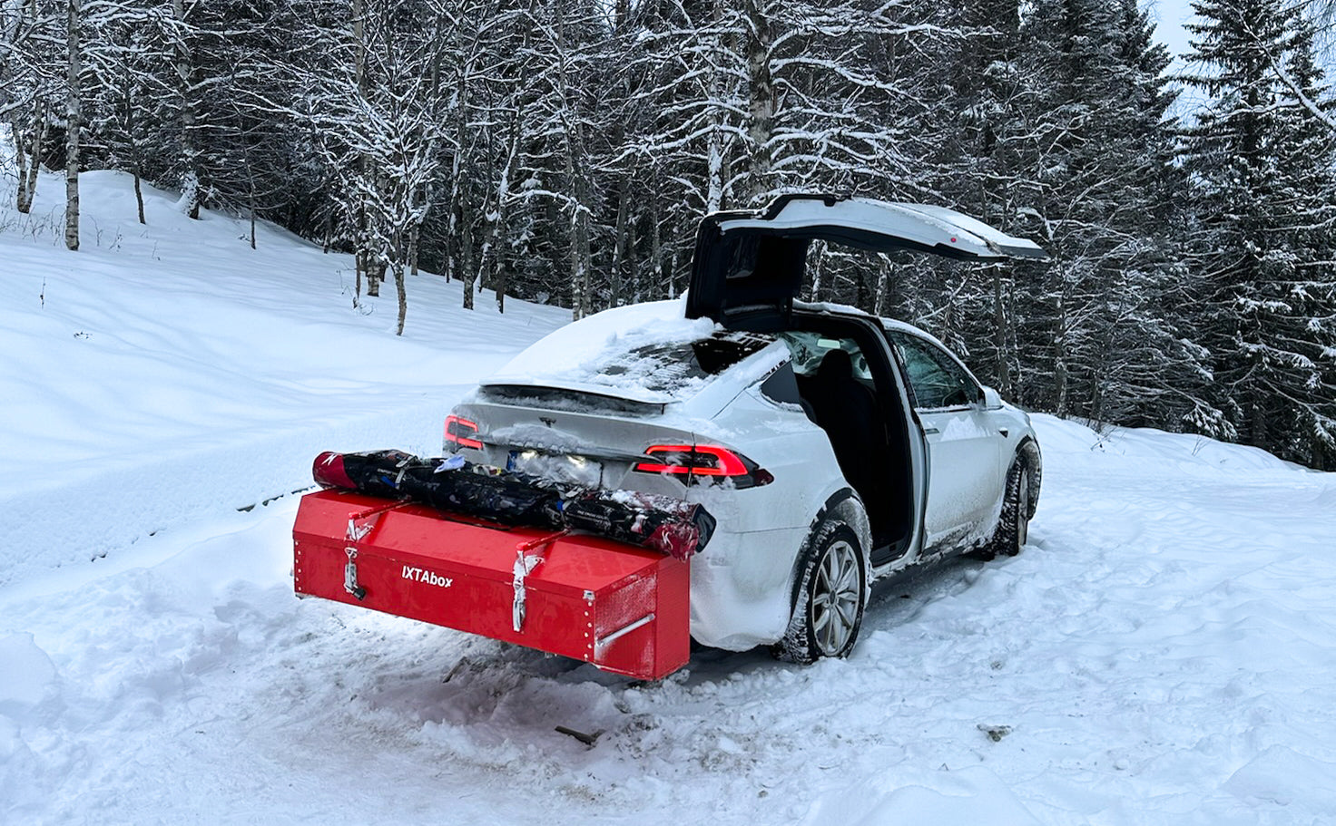 Car storage boxes for skis and sports gear