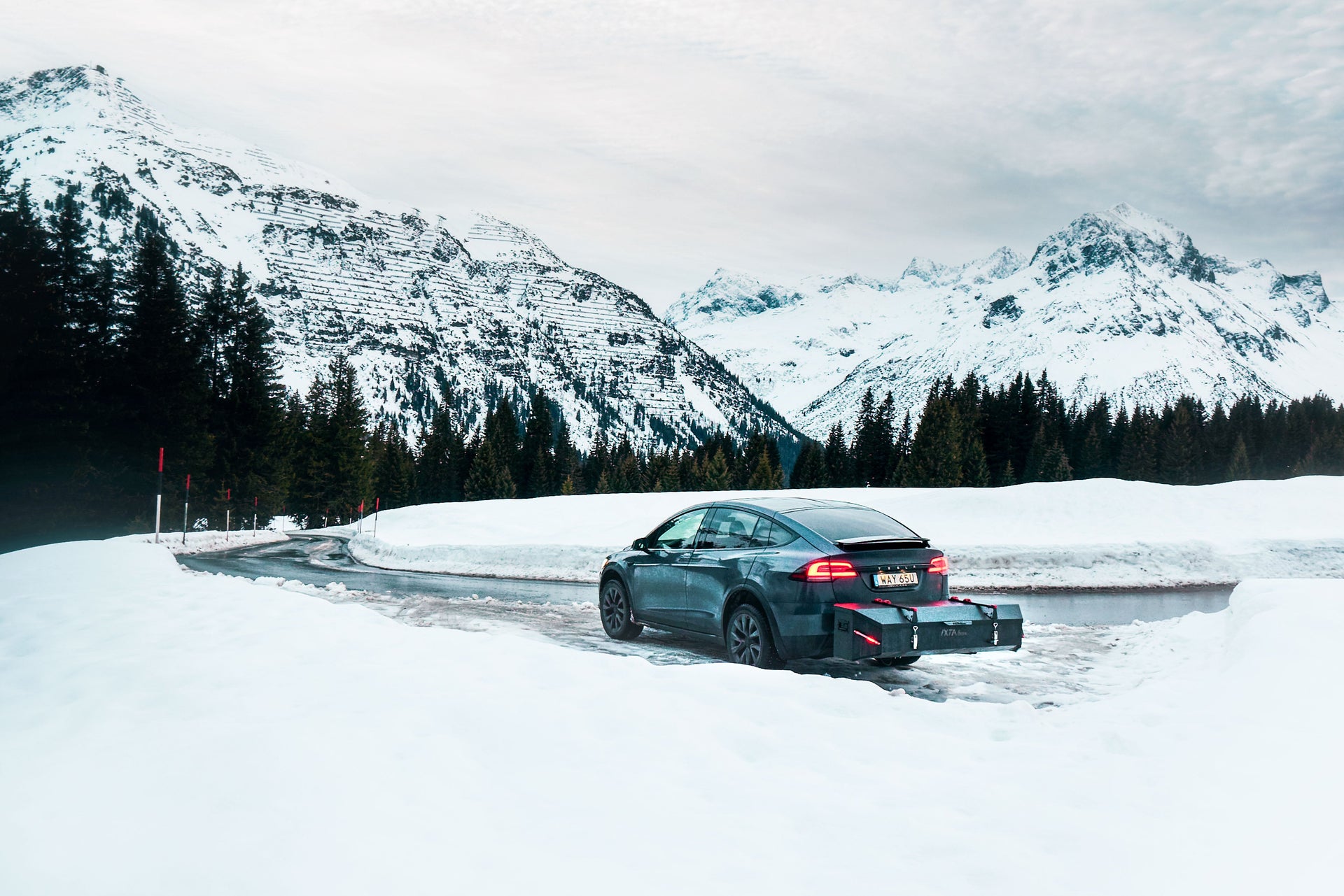 Best ski roof box 2025