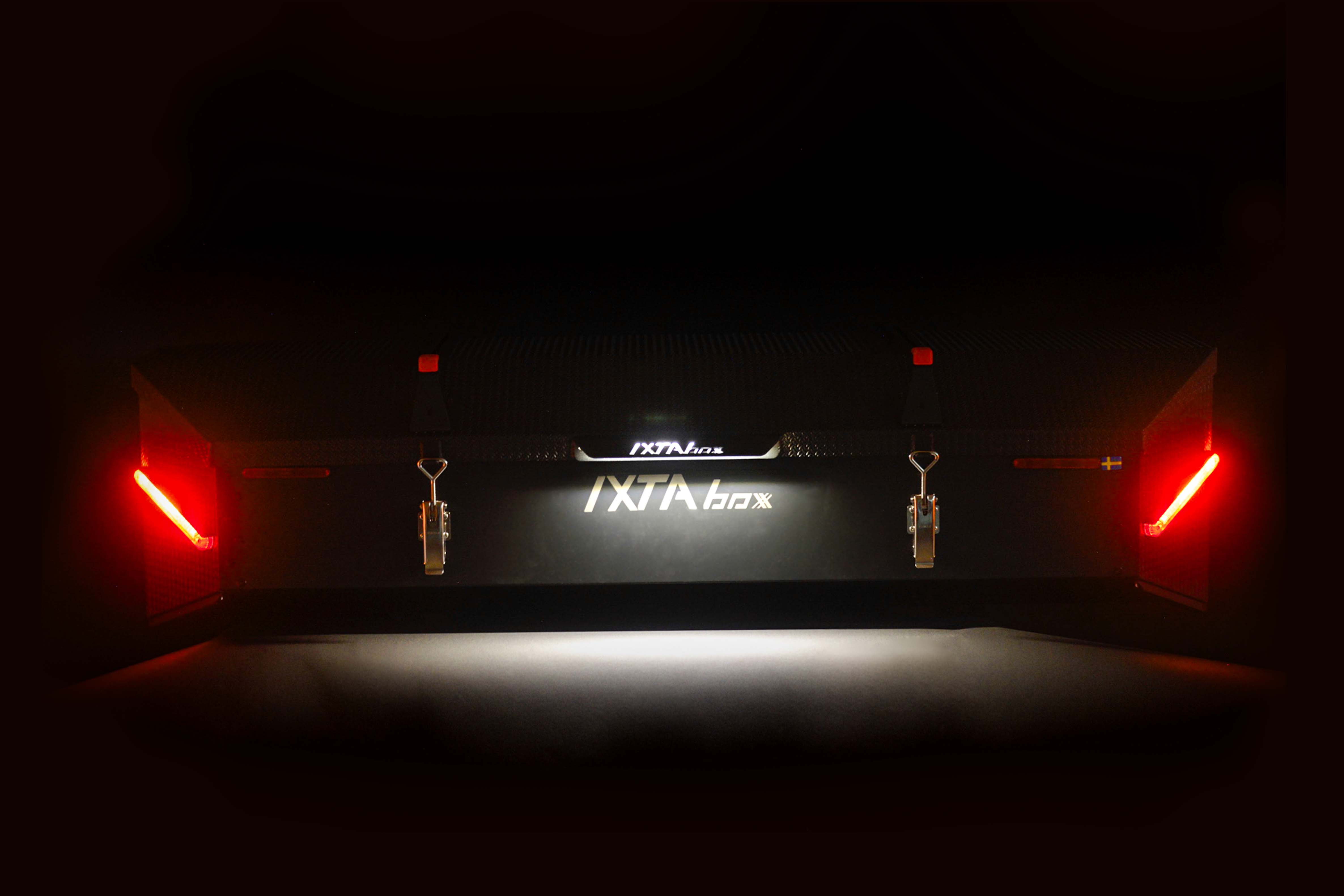 Towbar Storage Box - Hitch and Rear Cargo Boxes - IXTAbox